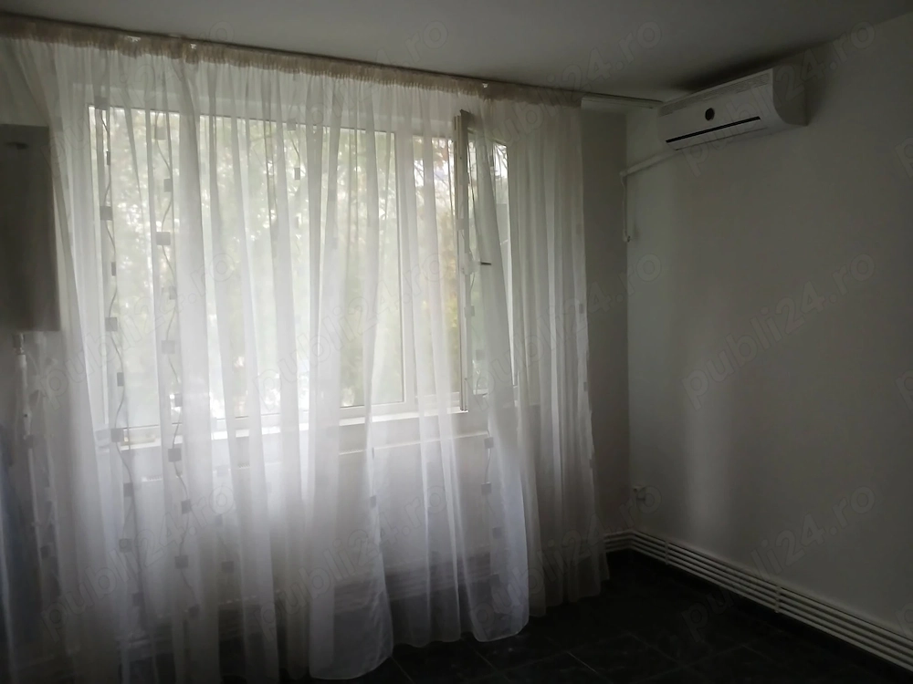 De inchiriat!Garsoniera, tiglina1, etaj1, A-uri, centrala, 200 euro luna