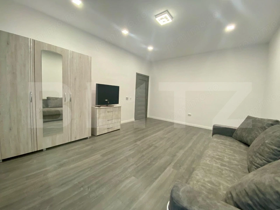 Garsoniera mobilat modern, decomandata, boxa, 43mp, zona strazii Maramuresului