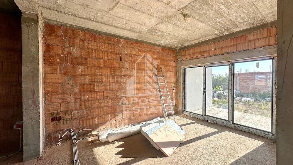 Jumatate de duplex cu 4 camere in Dumbravita