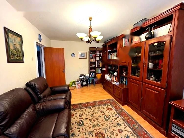 Vanzare Apartament 3 camere, 66 mp utili, centrală proprie – Drumul Taberei