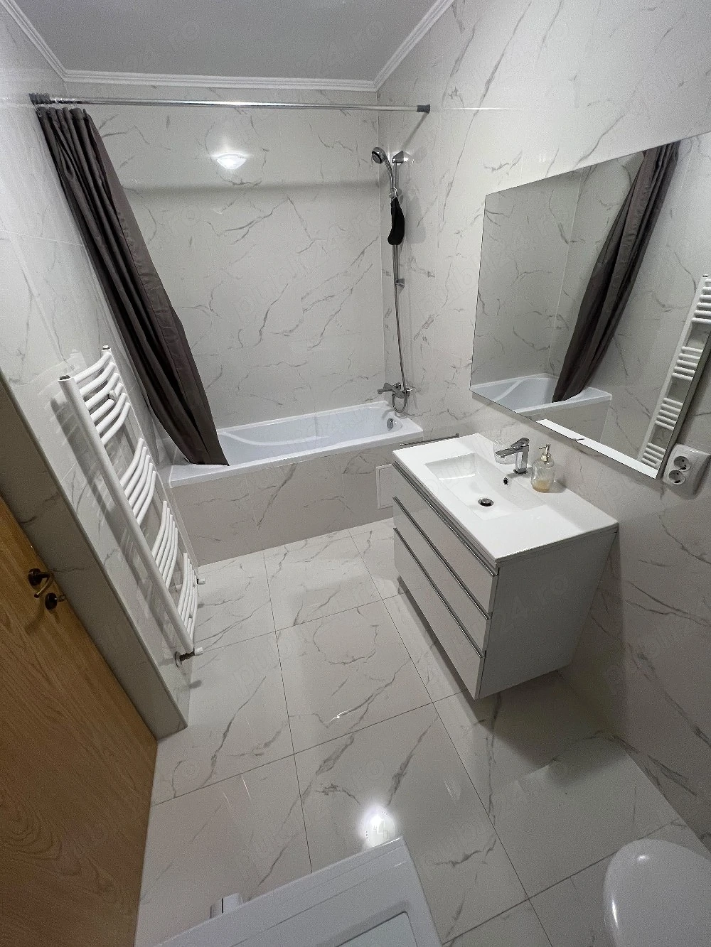 Apartament două camere decomandat cartierul Manastur,str Bucovina