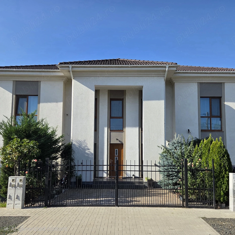 Direct proprietar | Casă tip triplex, 4 camere, 110 mp, central Dumbrăvița