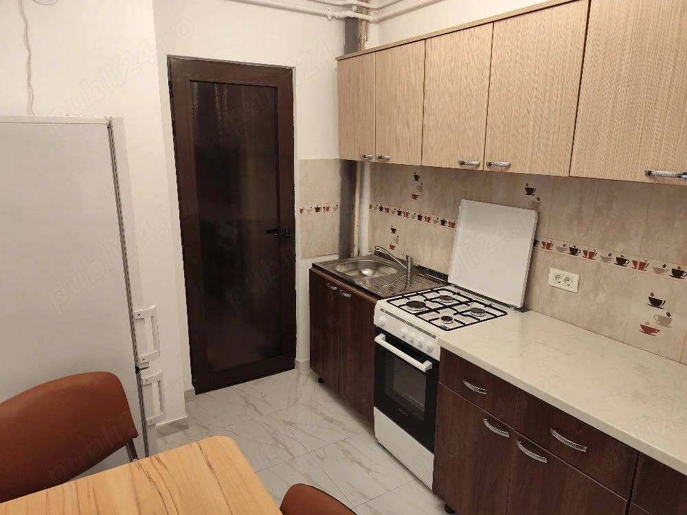 Închiriez Apartament 2 Camere   Zona Podgoria (Direct de la Proprietar)