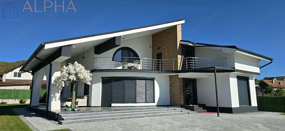 CASA DE LUX DE VANZARE IN CRAINIMAT | 245 MP UTILI | TEREN 1.218 MP | EXCLUSIVITATE