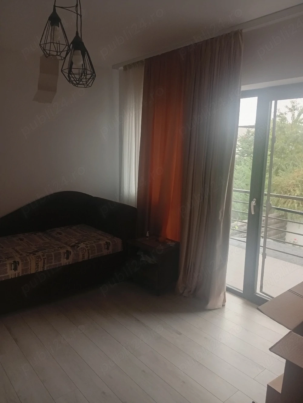 vand casa(duplex)parter + etaj 
