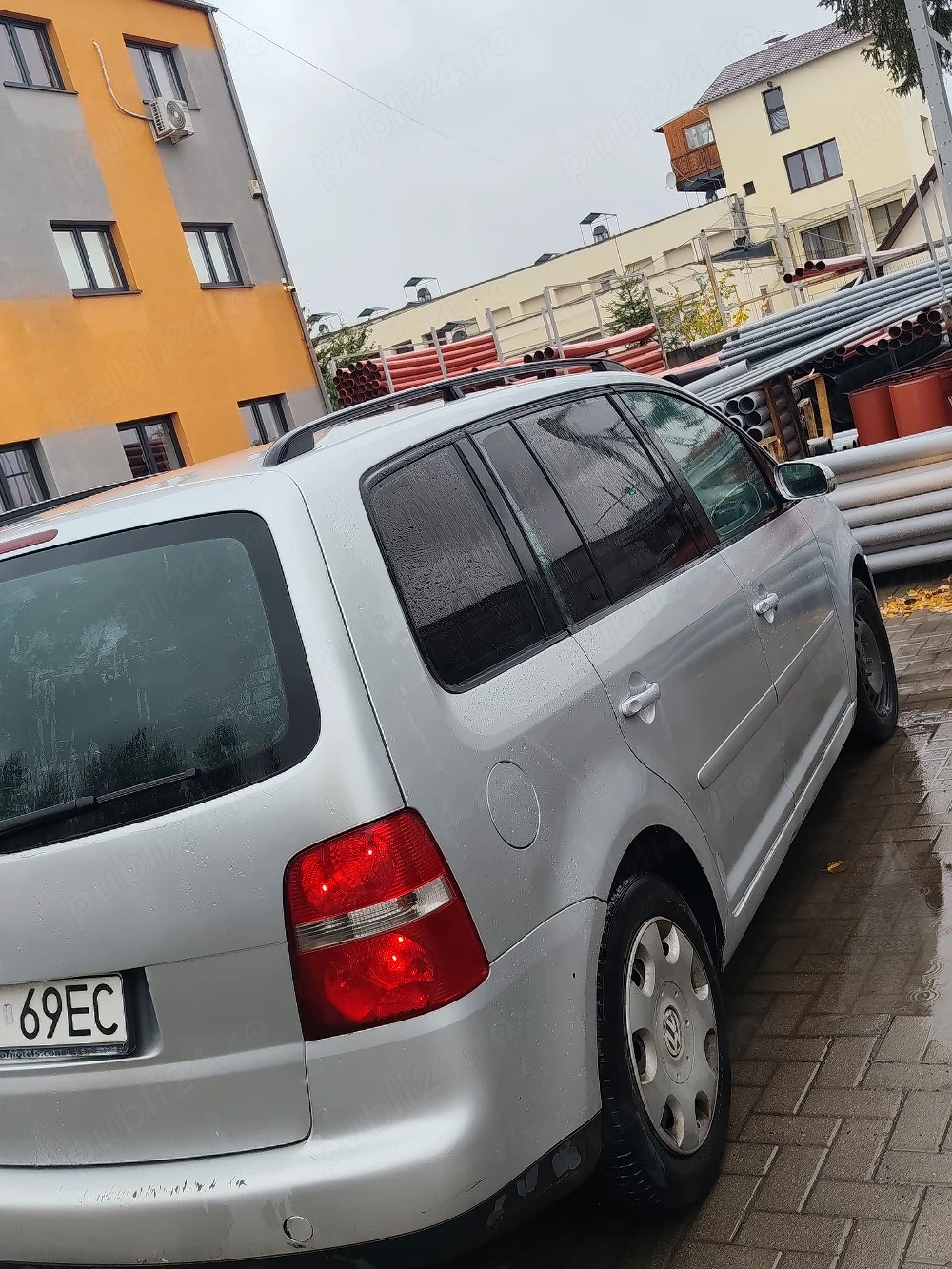 vand sau schimb vw Touran 2005