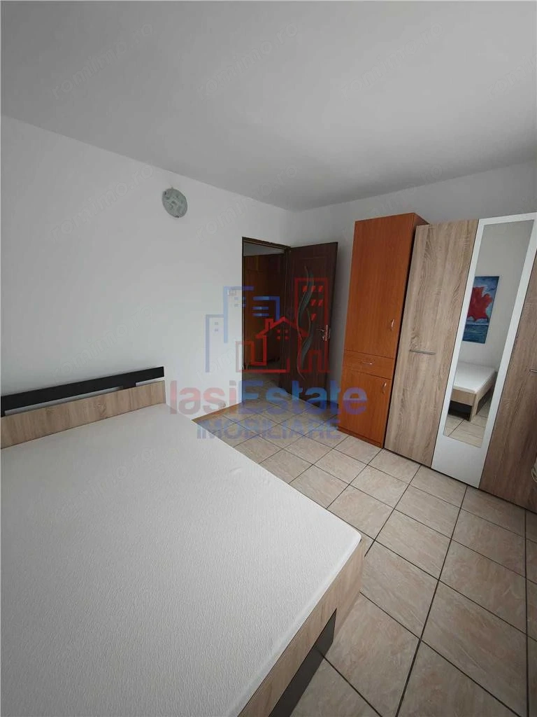 Apartament cu 4 camere, decomandat, 85 mp, de vanzare in Frumoasa