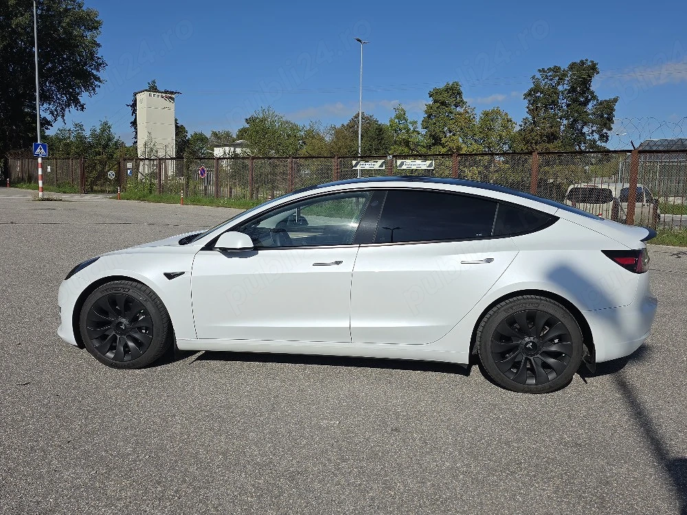 Tesla Model 3 Long Range 