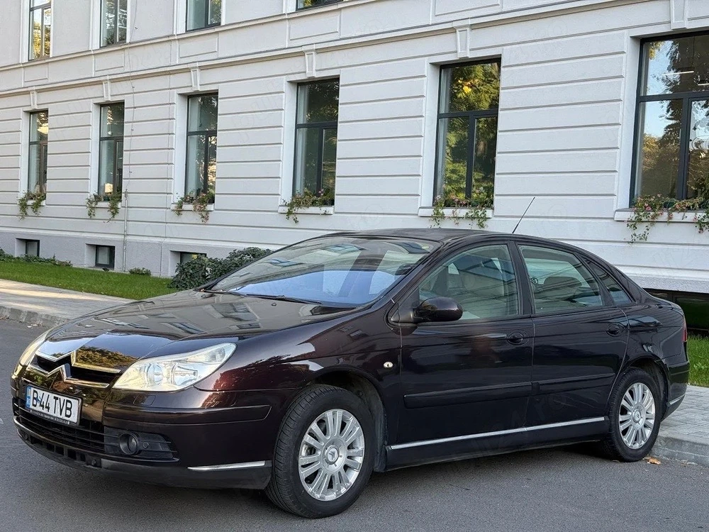 Citroen C5  2.0 diesel, proprietar de nouă 100 000 km reali. an 2006.