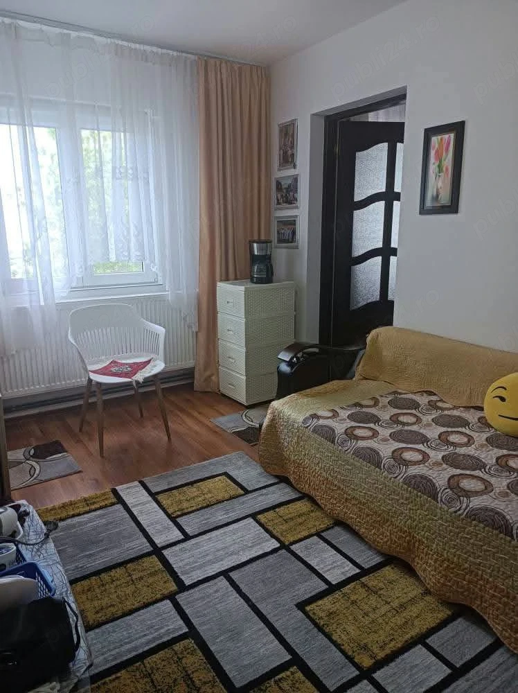 vand apartament 2cam.