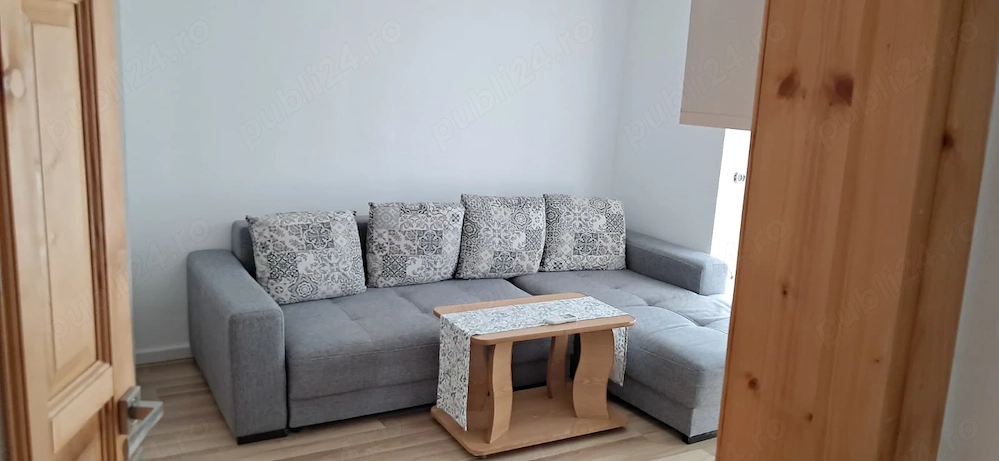 Inel 2-apartament   2 camere decomandat