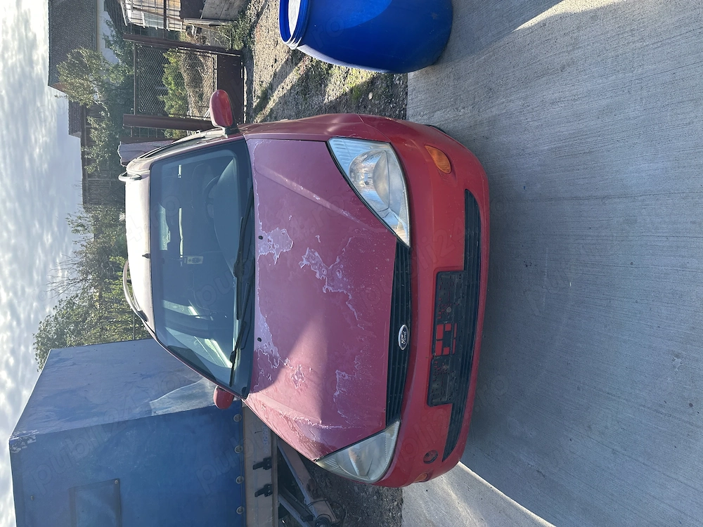Vând Ford Focus.