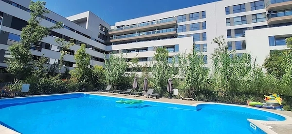 Inchiriere apartament 2 camere -Atria Urban Resort, parcare inclusa, piscina, paza 24 7
