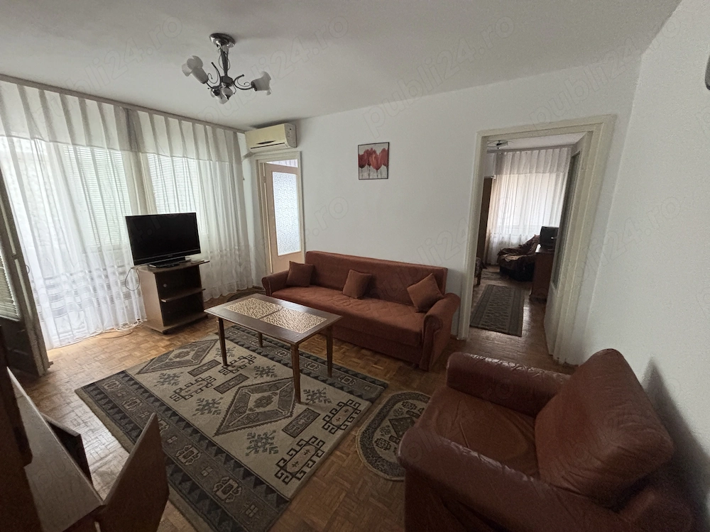 Închiriez apartament cu 4 camere la preț de 2 camere , Constanta 
