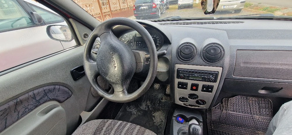 Vând Dacia Logan 1.4 mpi an 2007