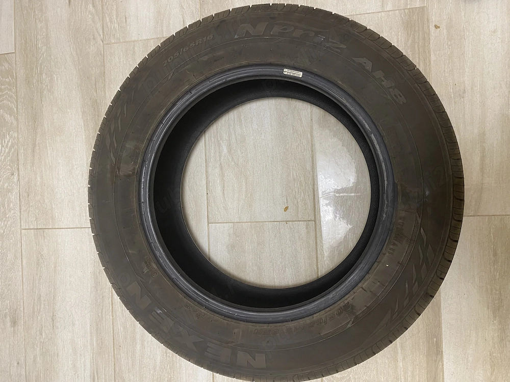 Vand  4 Anvelope Nexen 205/60 R16 M+S | DOT 2825 | doar 3.000 km | stare excelentă