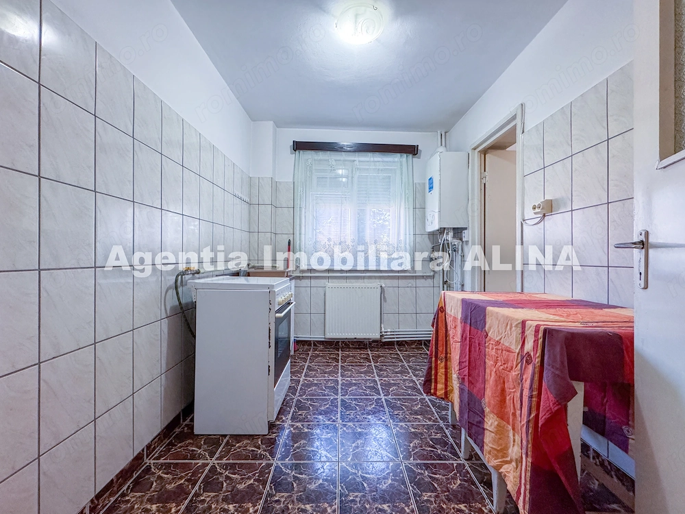 Ap. 2 camere in Mun. Deva, Jud. HD, zona Minerului, 51 mp, in circuit, etaj 1.