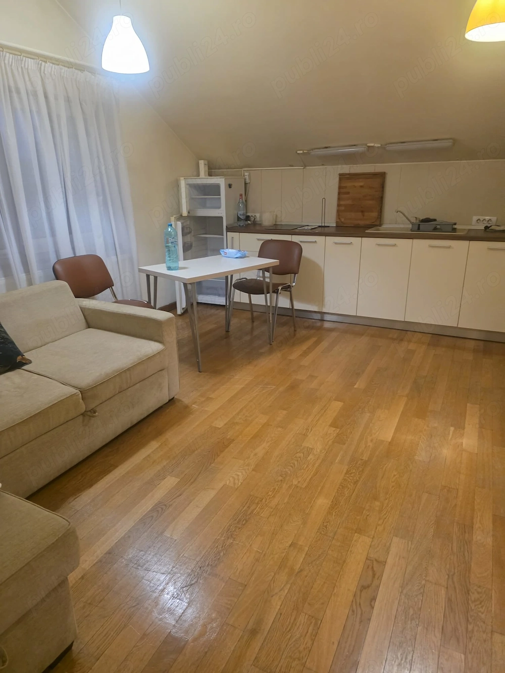 Inchiriez apartament 2 camere in vila, Bucuresti sector 2