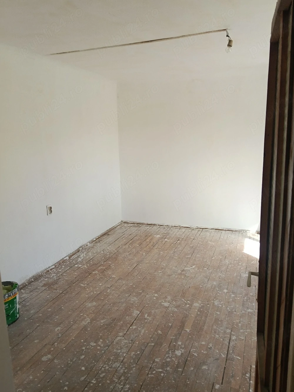 apartament de vânzare 