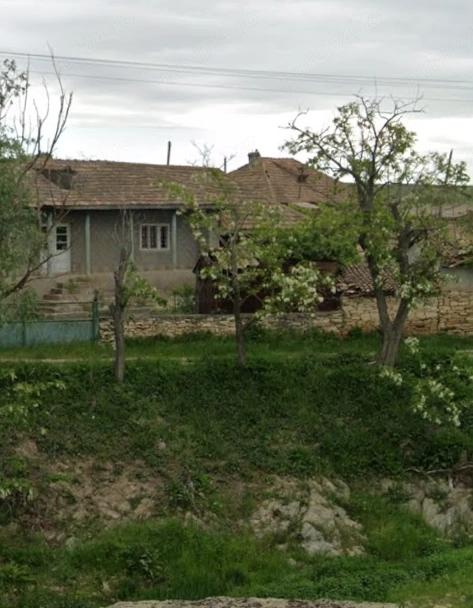 Casă 4 camere, teren 2.612 mp, Ceamurlia de Sus, Tulcea