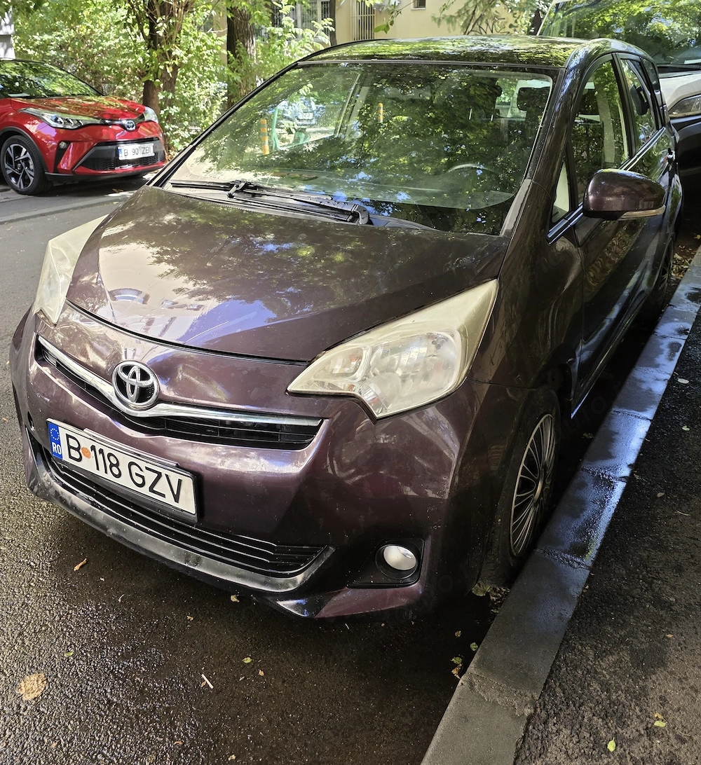 Toyota Verso S, plafon panoramic, Diesel D4D, 2012