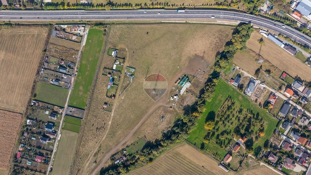 Teren intravilan de vânzare, 3.745 mp, Bartolomeu – investiție
