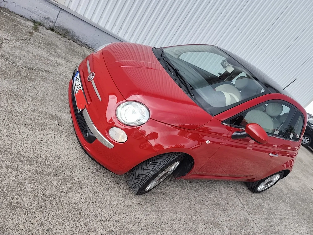  Ma vinde , sunt un  Fiat 500