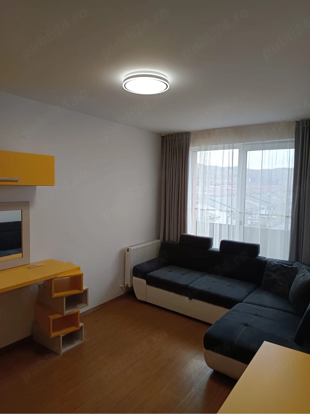 Apartament modern, 36mp +Loc de parcare, etaj 3 3, Floresti 