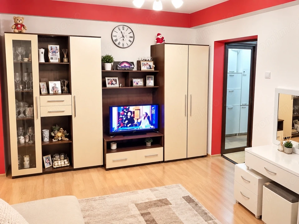 Apartament 2 camere decomandat, mobilat și utilat – Trivale, Complex 2