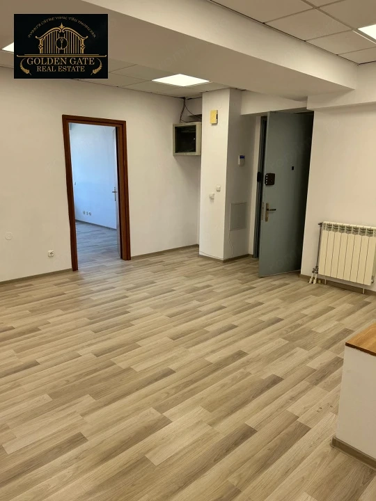 Universitate - Batistei | Spatiu 135 mp | Bloc 2000 | Terasa | Metrou 