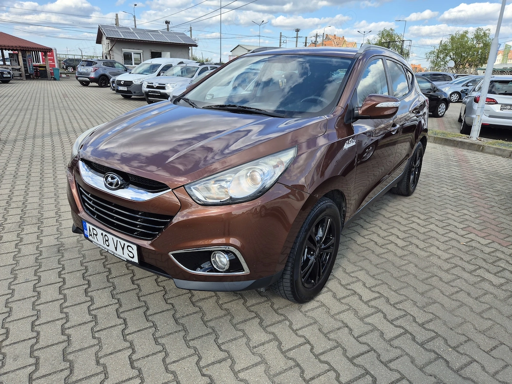 Hyundai ix35 2L diesel, 4x4 