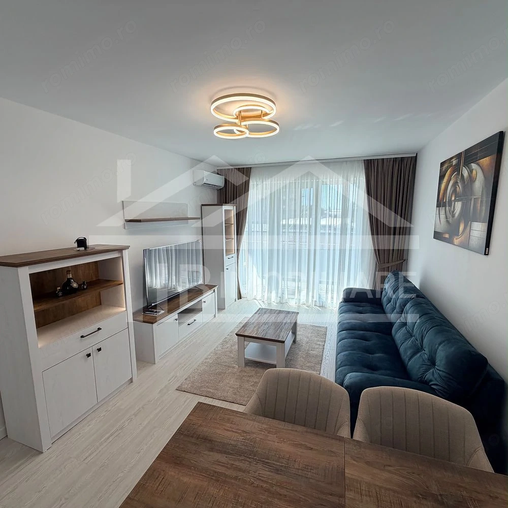 Apartament cu 2 camere, decomandat, 59mp, parcare, Zona Maurer Residence