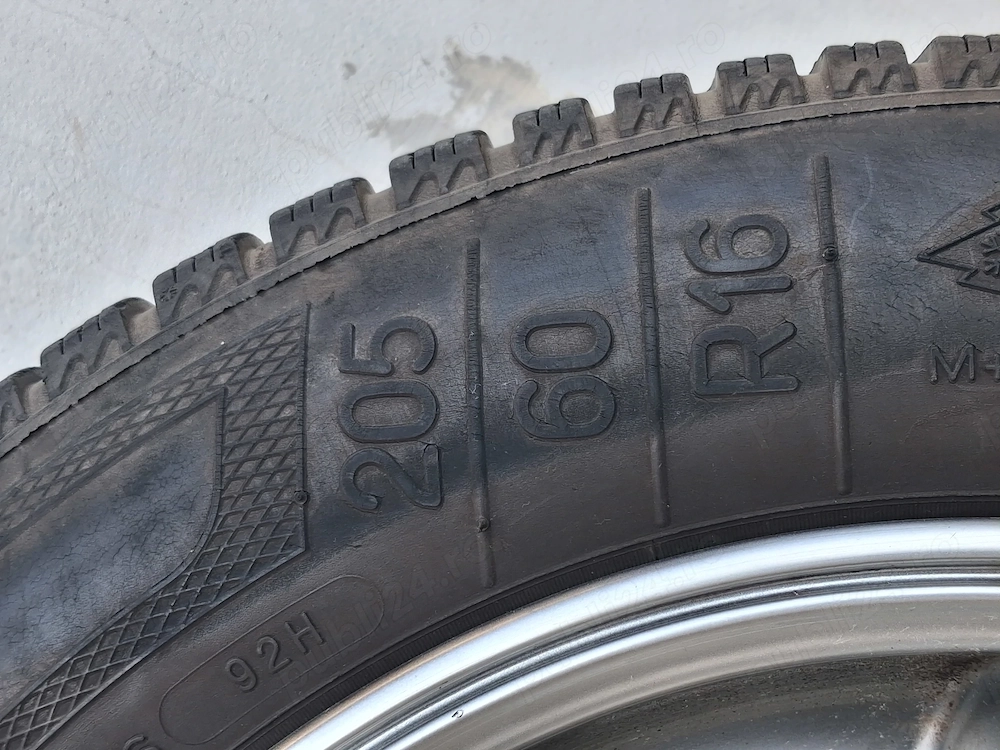 Vand set jante HRS + anvelope de iarna Kleber 205/60 R16 petin rulate + 20 piulite +20 piulite 