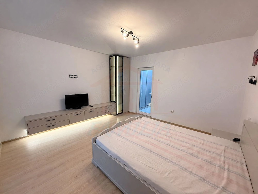 APARTAMENT 1 CAMERA, MAZEPA 1, 350 €/lună