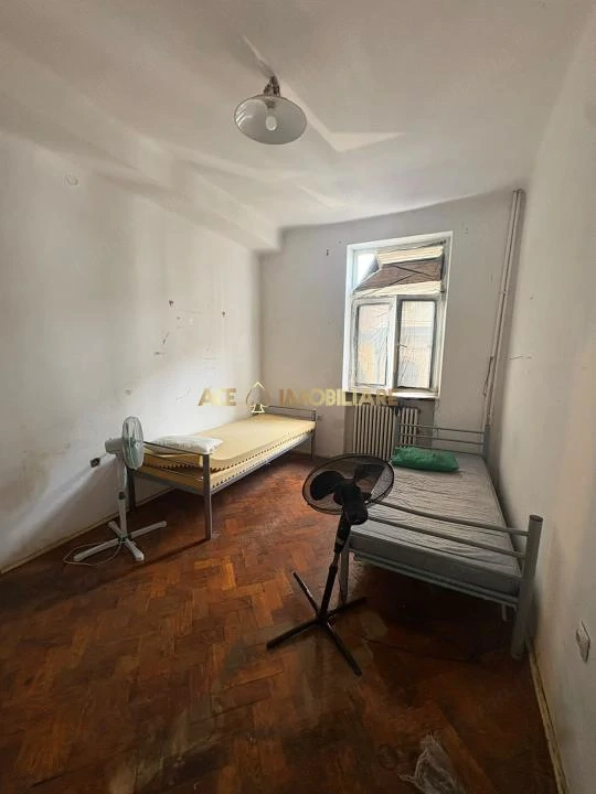Cazare Muncitori | 2 Camere de inchiriat | Unirii | Metrou | 