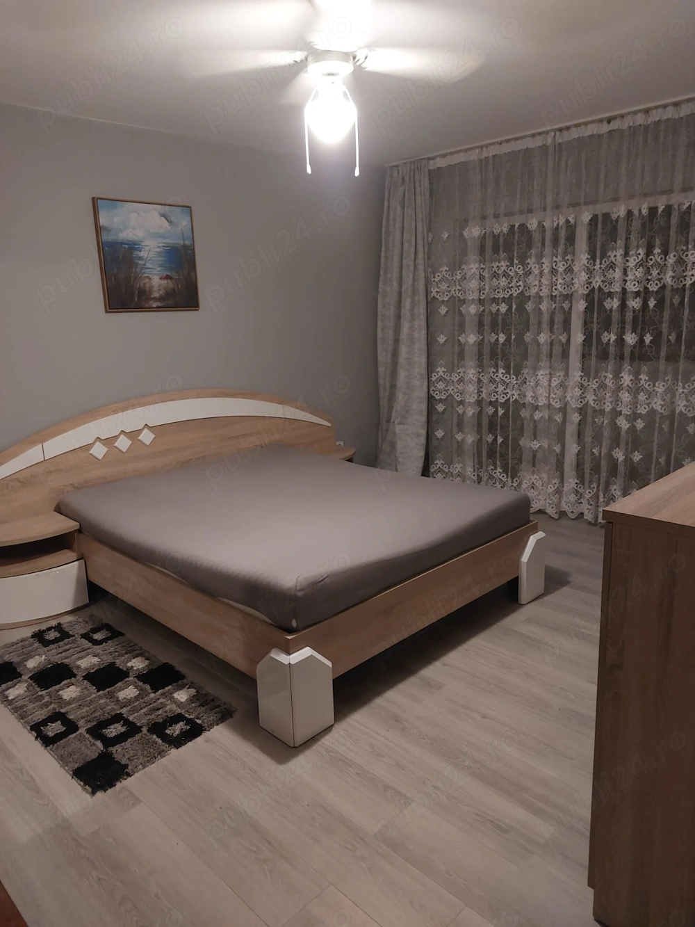 Inchiriere Apartament 3 camere semidecomandat, 60mp , Eroilor