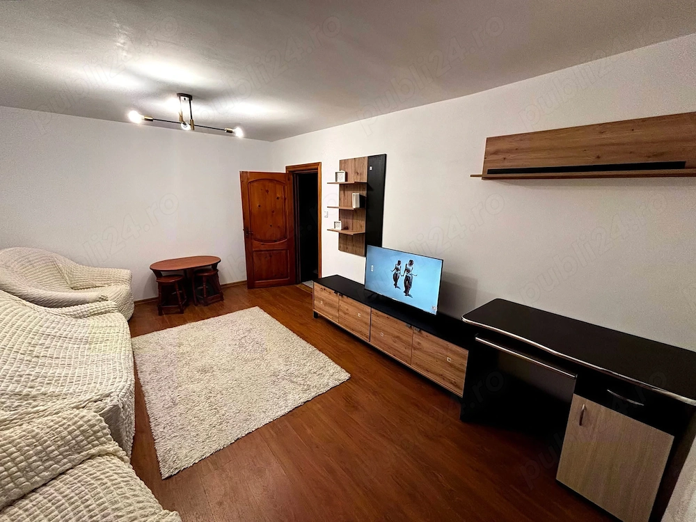 Inchiriere apartament doua camere decomandat