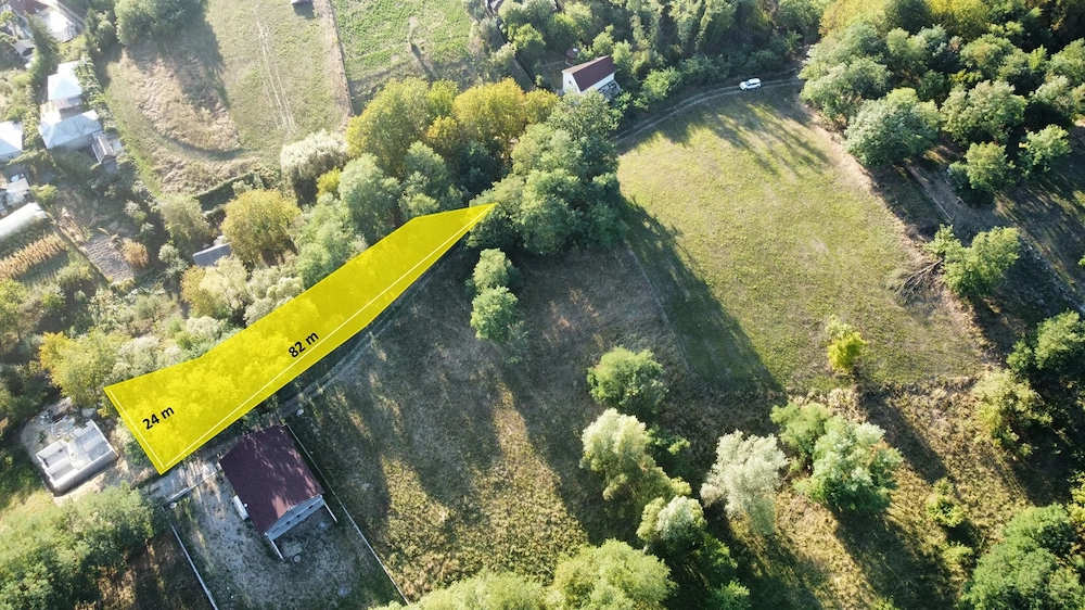 TEREN IN VLADESTI - NATURA, LINISTE SI DOAR 7 KM PANA IN CENTRUL RAMNICULUI