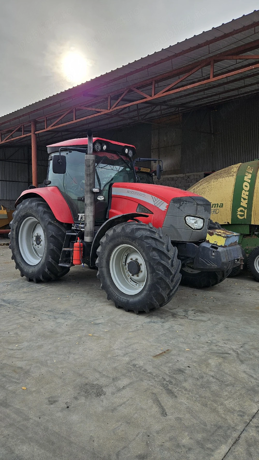 tractor mccormick 