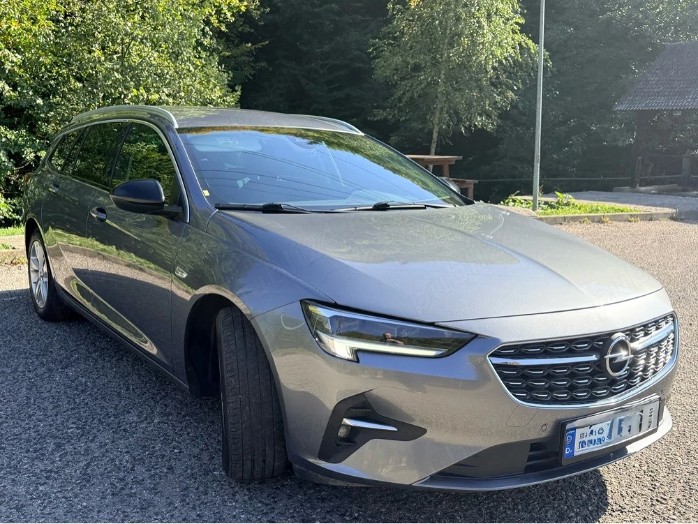 Opel Insignia Sports Tourer automatic 1.6 Diesel | 11 2  km | Stare impecabilă 