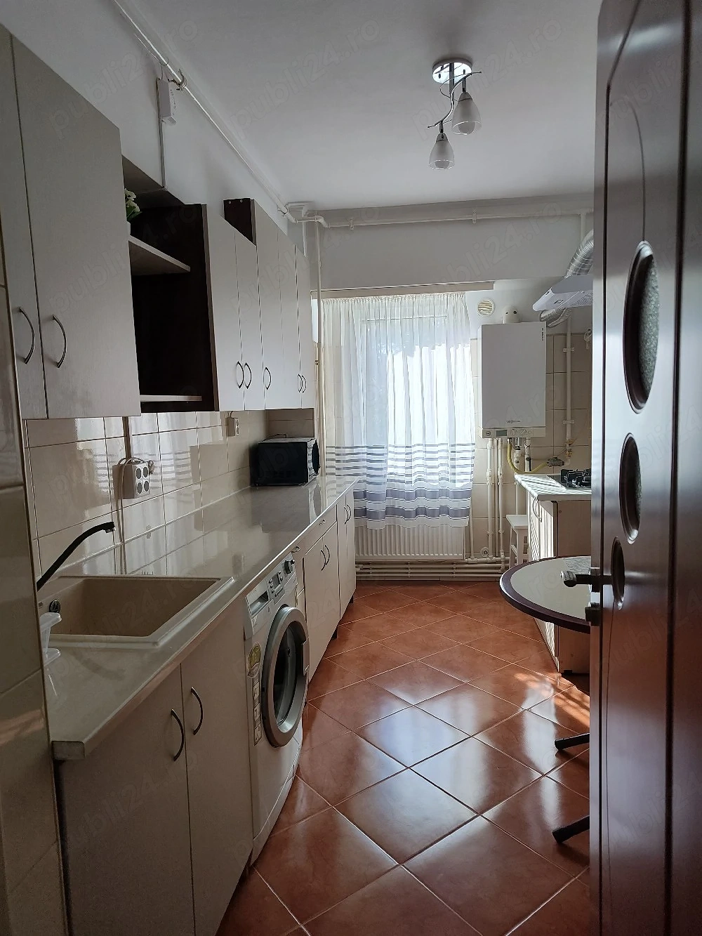 Pers fizica Închiriez ap 2 camere delfinariu 