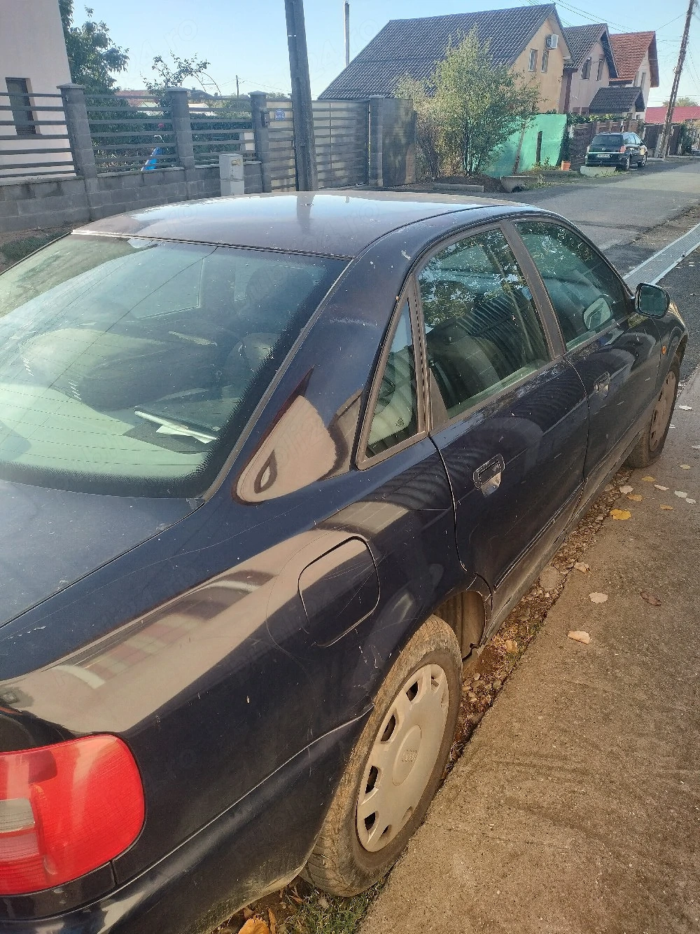 dezmembrez Audi a4b5