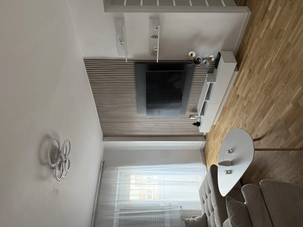 De închiriat: Apartament 2 camere   PRIMA ÎNCHIRIERE   Pietonala Răcădău