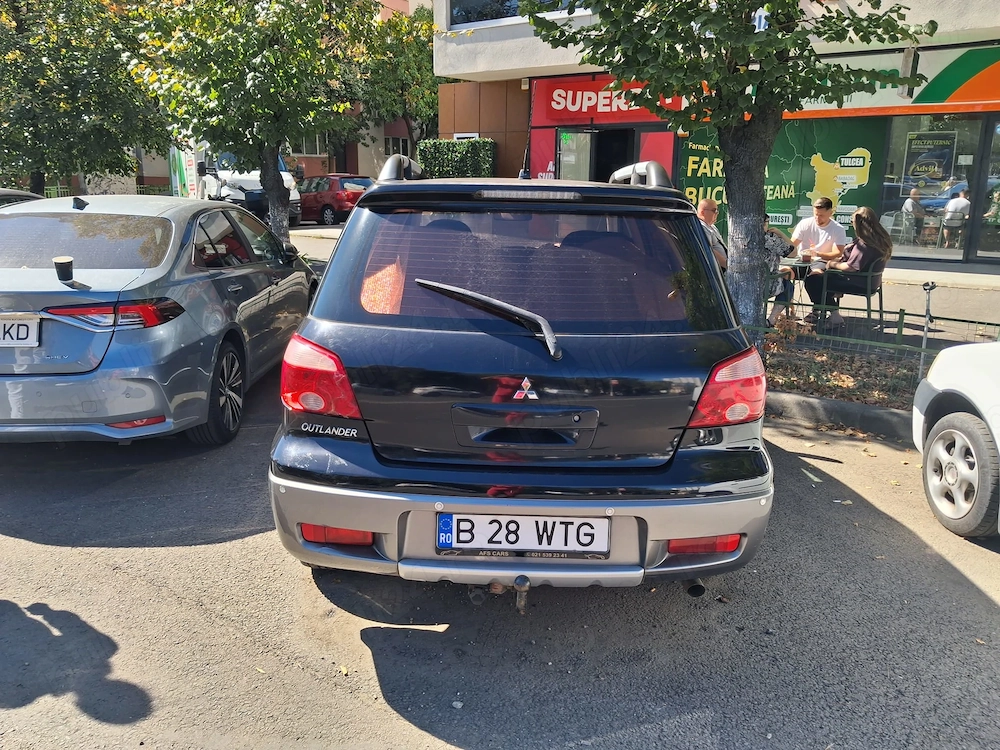 Mitsubishi outlander