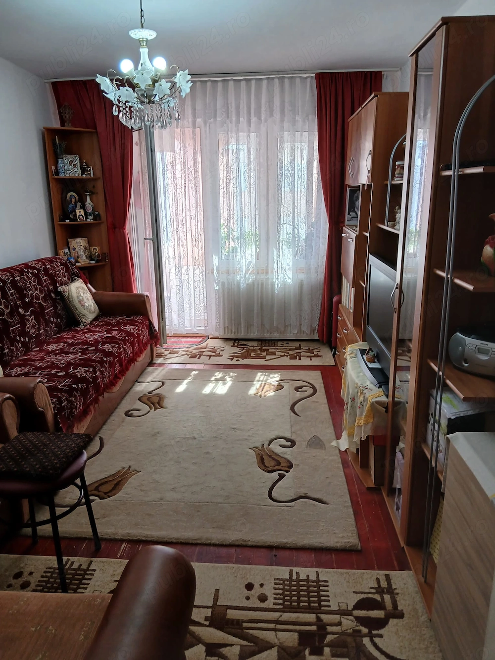 vand apartament cu expunere sudica