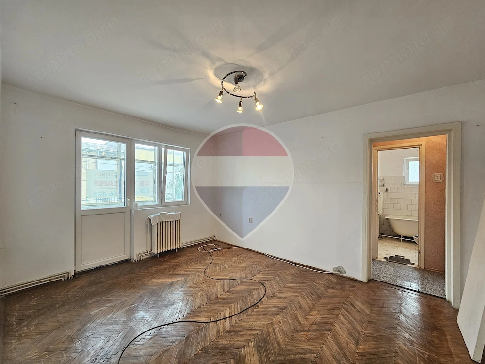 Apartament cu 3 camere