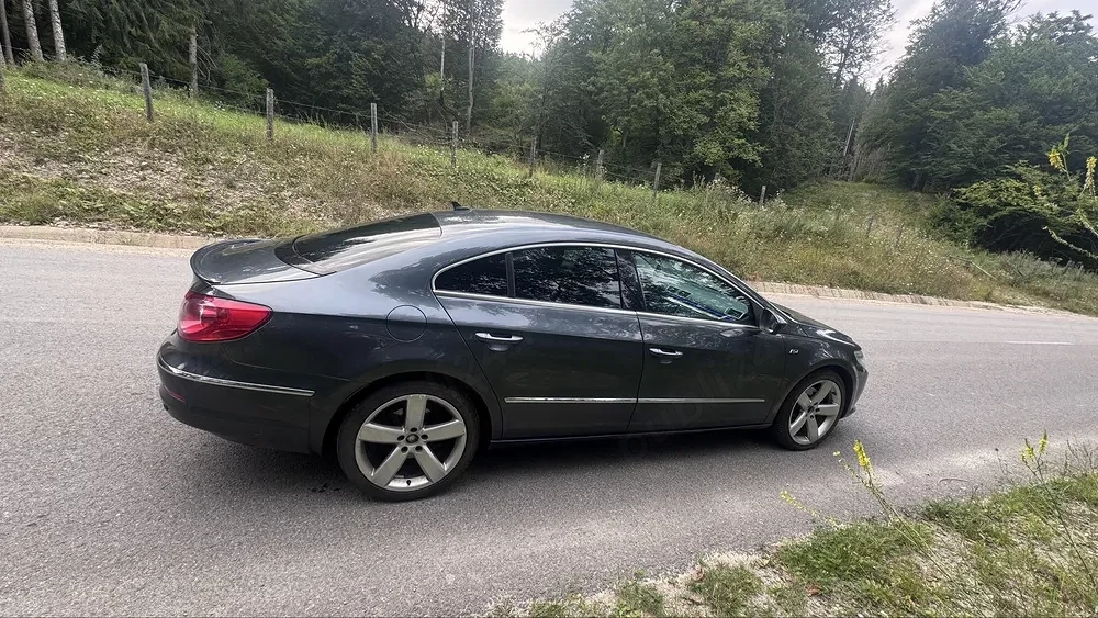 Volkswagen Passat CC 2012 6 200  