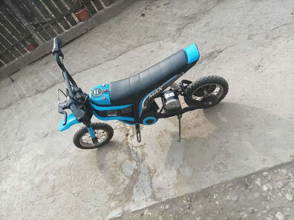 Vand motocros de copiii in stare de funcționare 