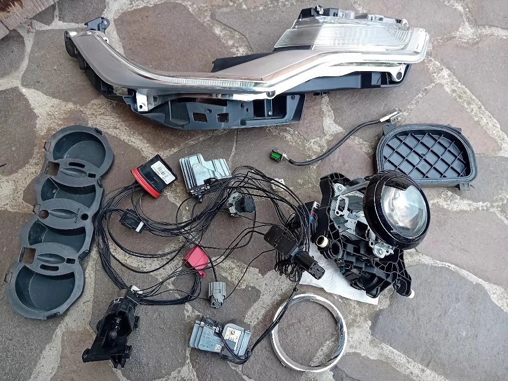 Led far ,lupă far Audi a6 c7 2012 