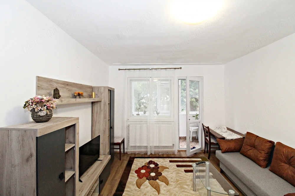 Km 4-5, Garsoniera decomandata  44 mp – Gaze, ANAF, comision 0%
